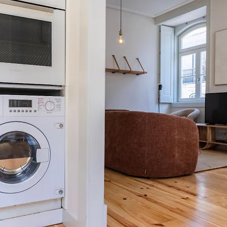Downtown 2br In Santa Justa By Lovelystay Lisboa