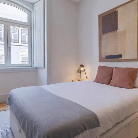 Downtown 2br In Santa Justa By Lovelystay Lisboa
