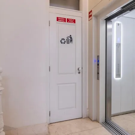 Διαμέρισμα Downtown 2br In Santa Justa By Lovelystay *